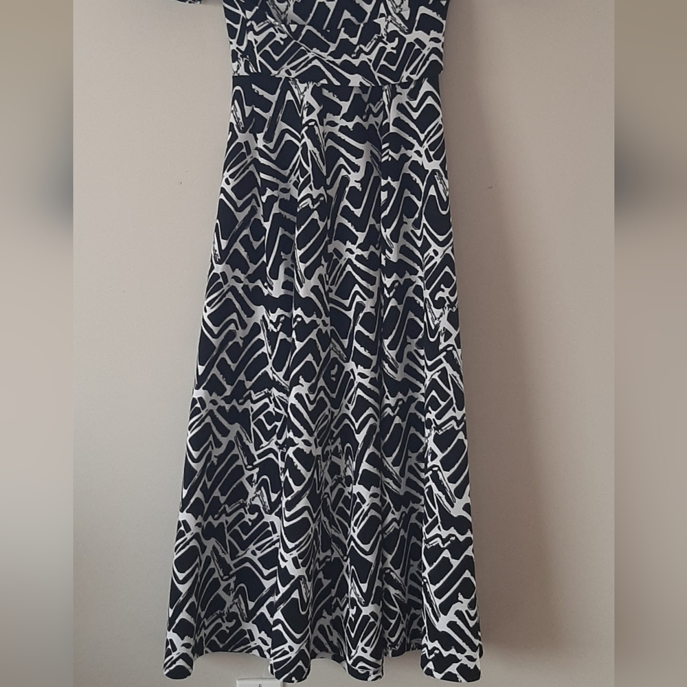 Custom Made Dress - Picture 3 of 4